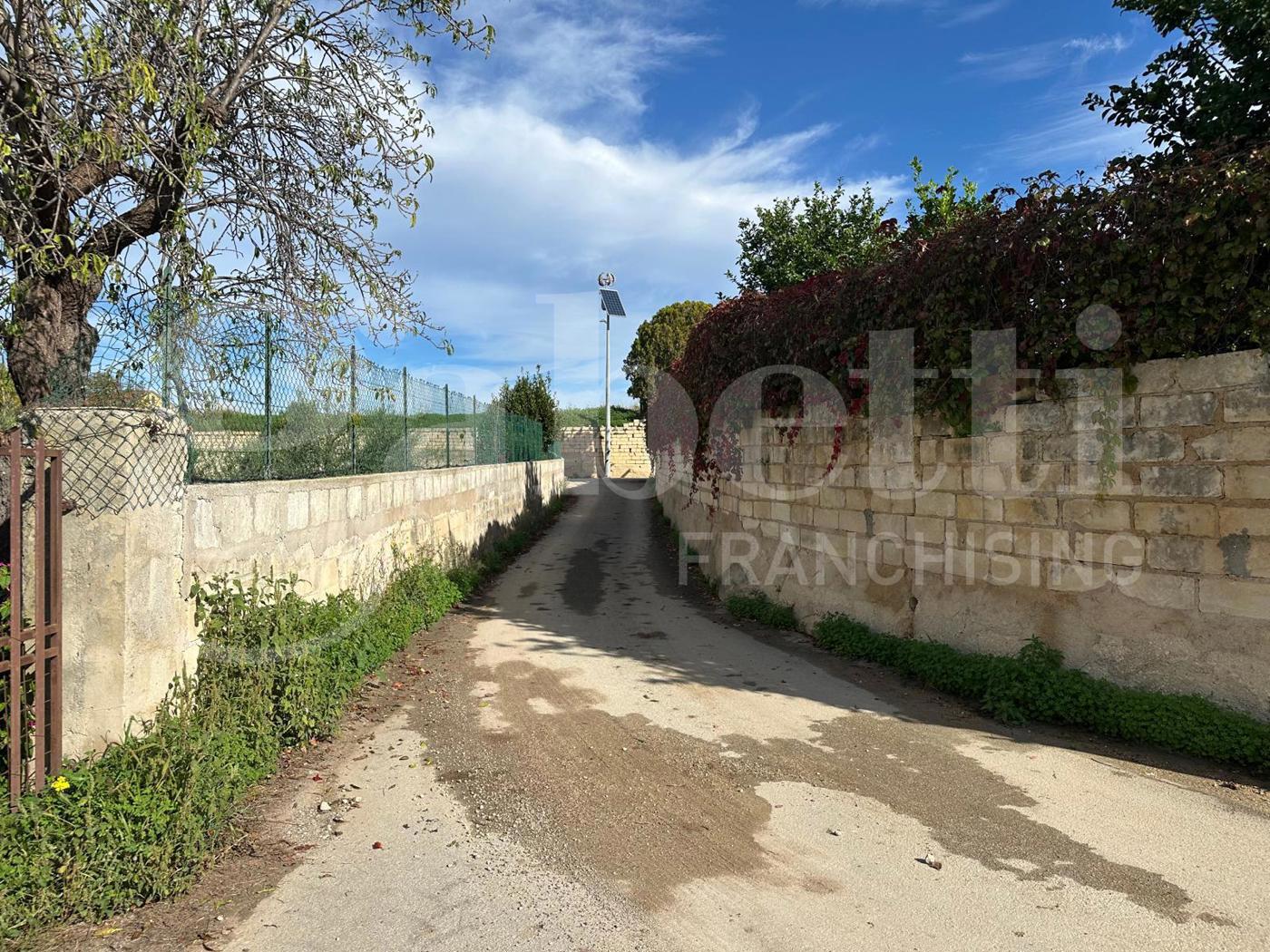 Terreno Agricolo in vendita a Avola