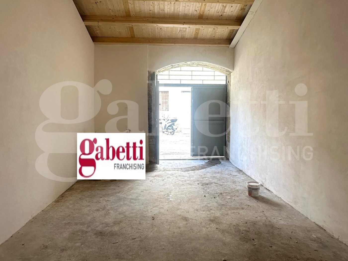 Magazzino in affitto a Avola