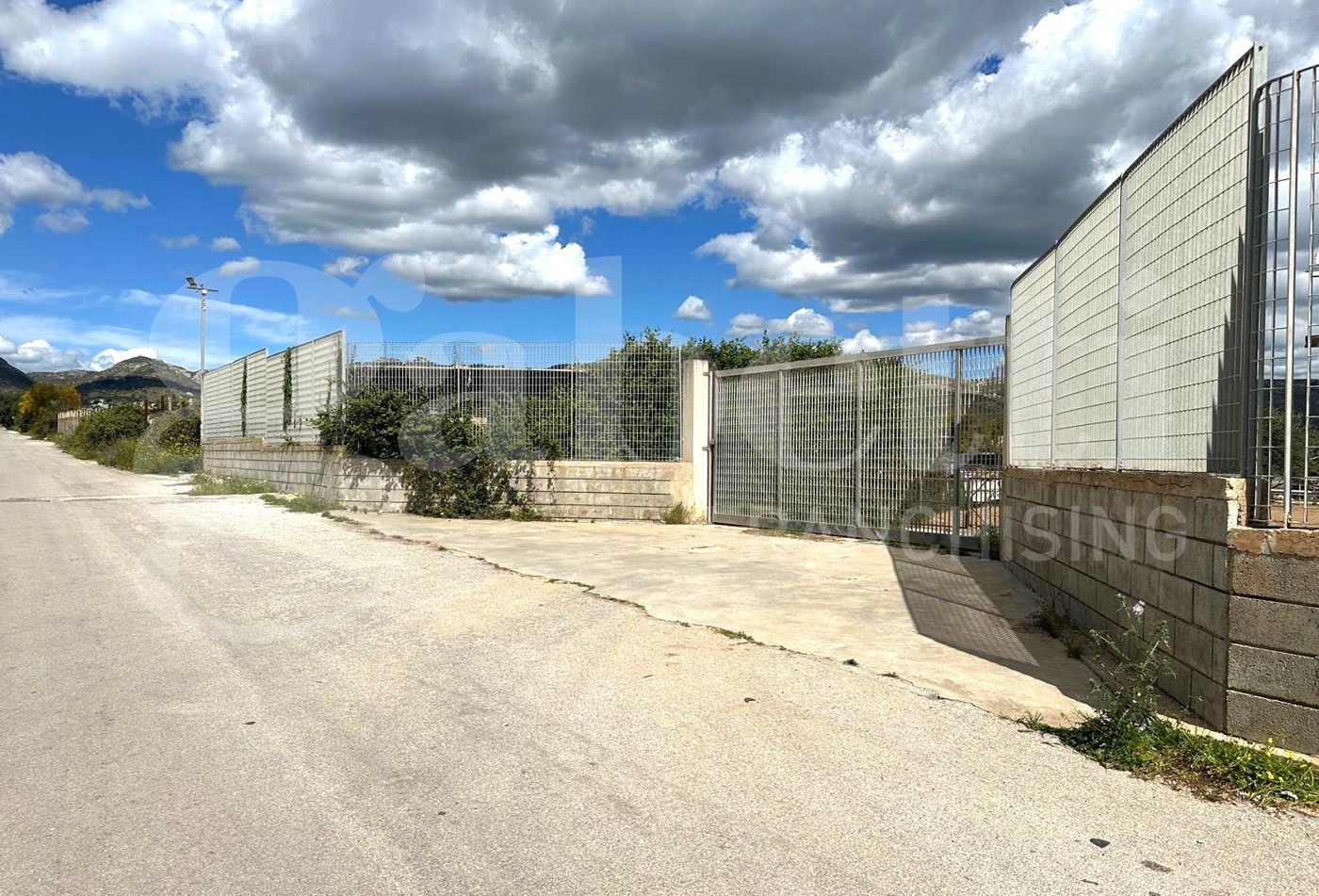 Magazzino in vendita a Avola