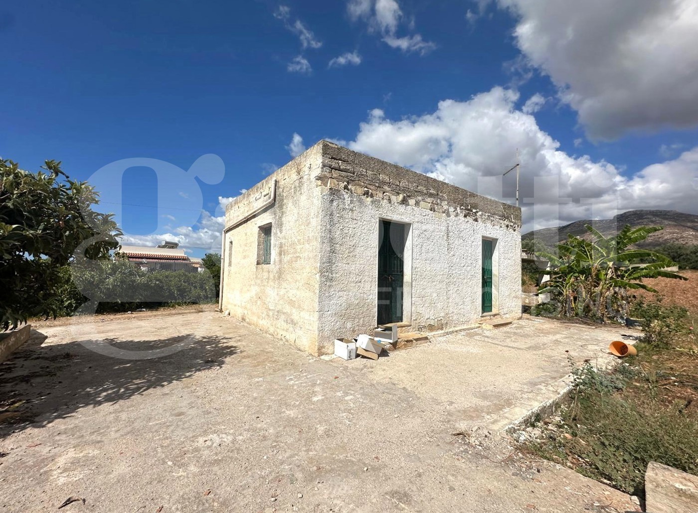 Casa indipendente con giardino a Avola