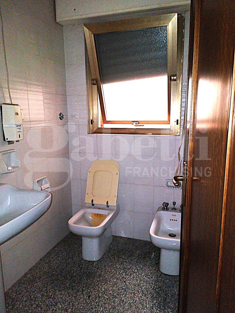 Negozio in vendita a Cagliari