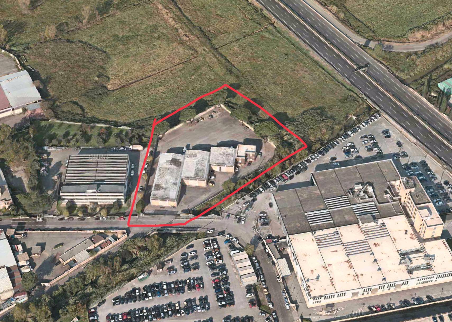 Capannone industriale in vendita a Roma, Tiburtino