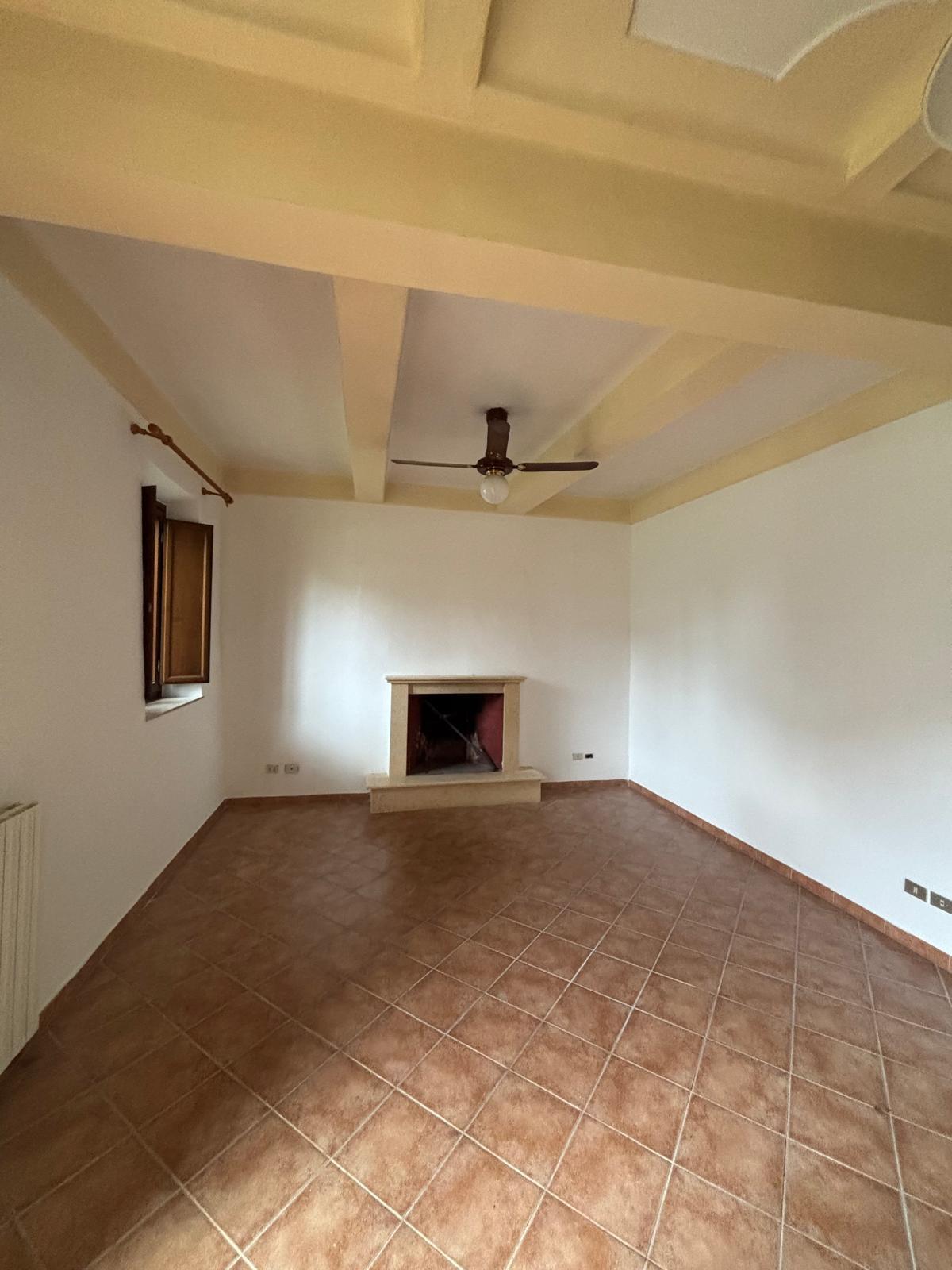 Villa con giardino a Vecchiano