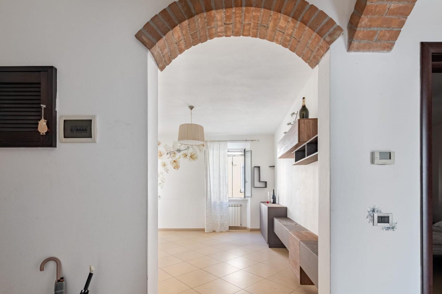 Quadrilocale ristrutturato, Livorno centro