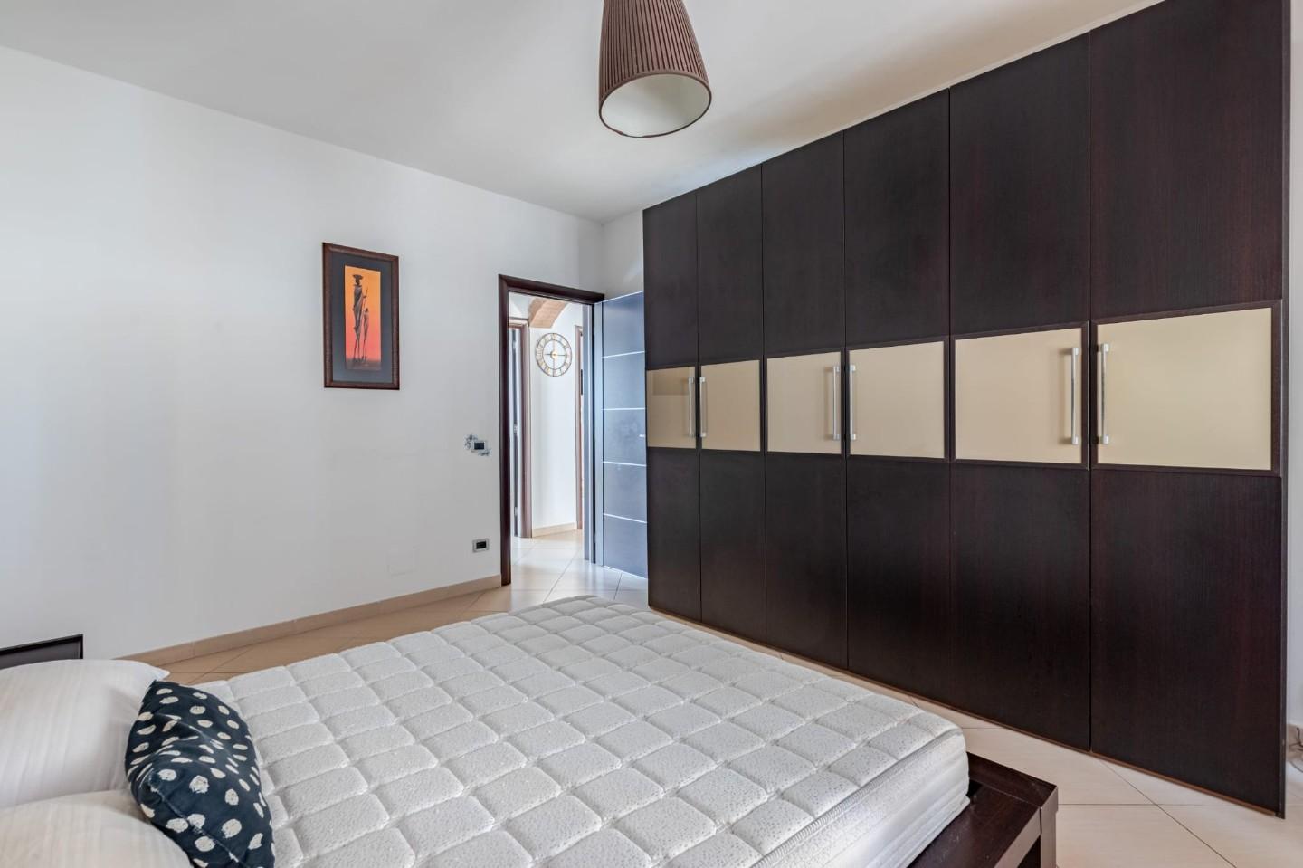 Quadrilocale ristrutturato, Livorno centro