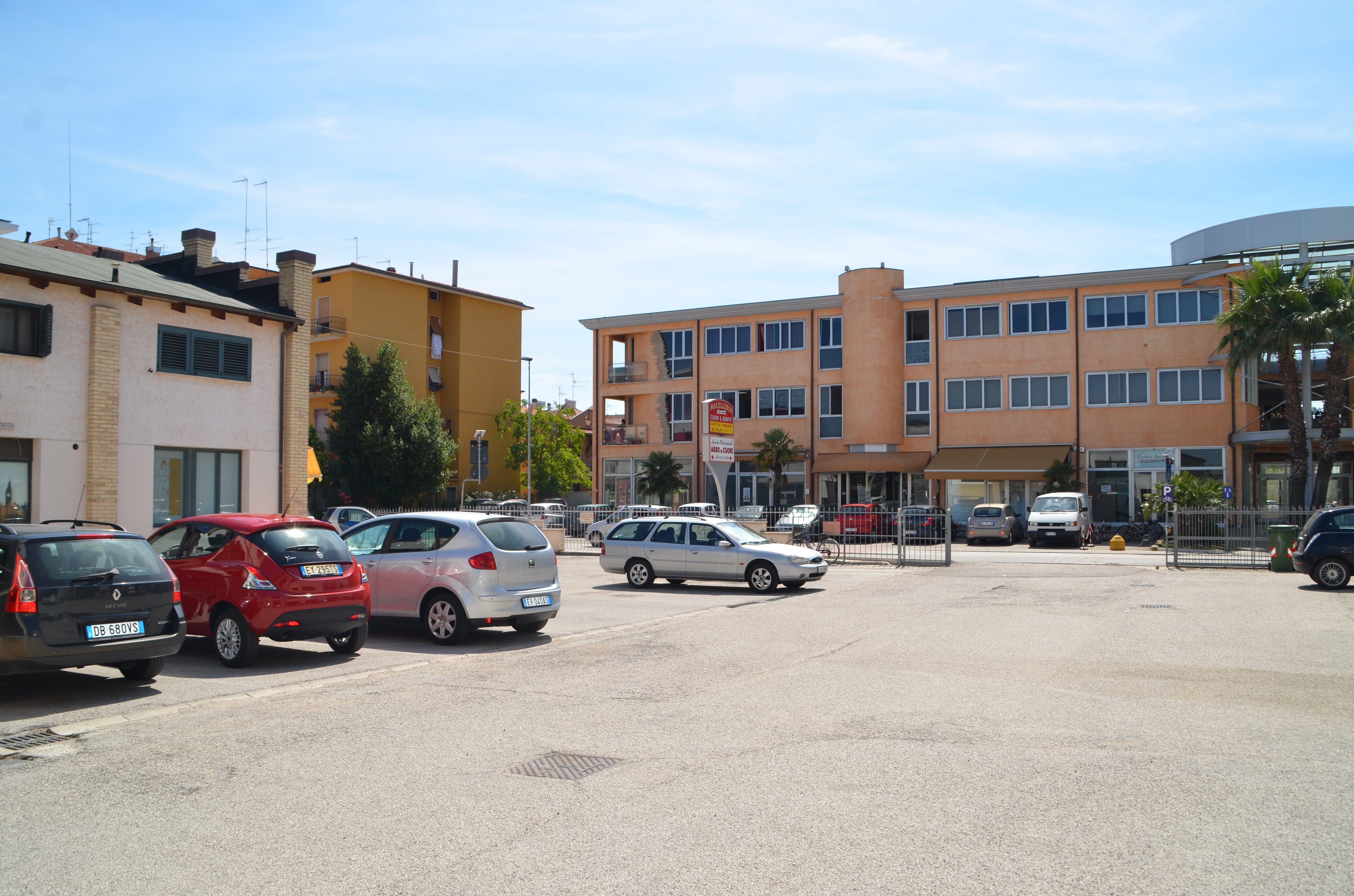 Attivit commerciale in affitto/gestione, San Benedetto del Tronto porto d'ascoli centrale (zona tra la ss16 e ferrov