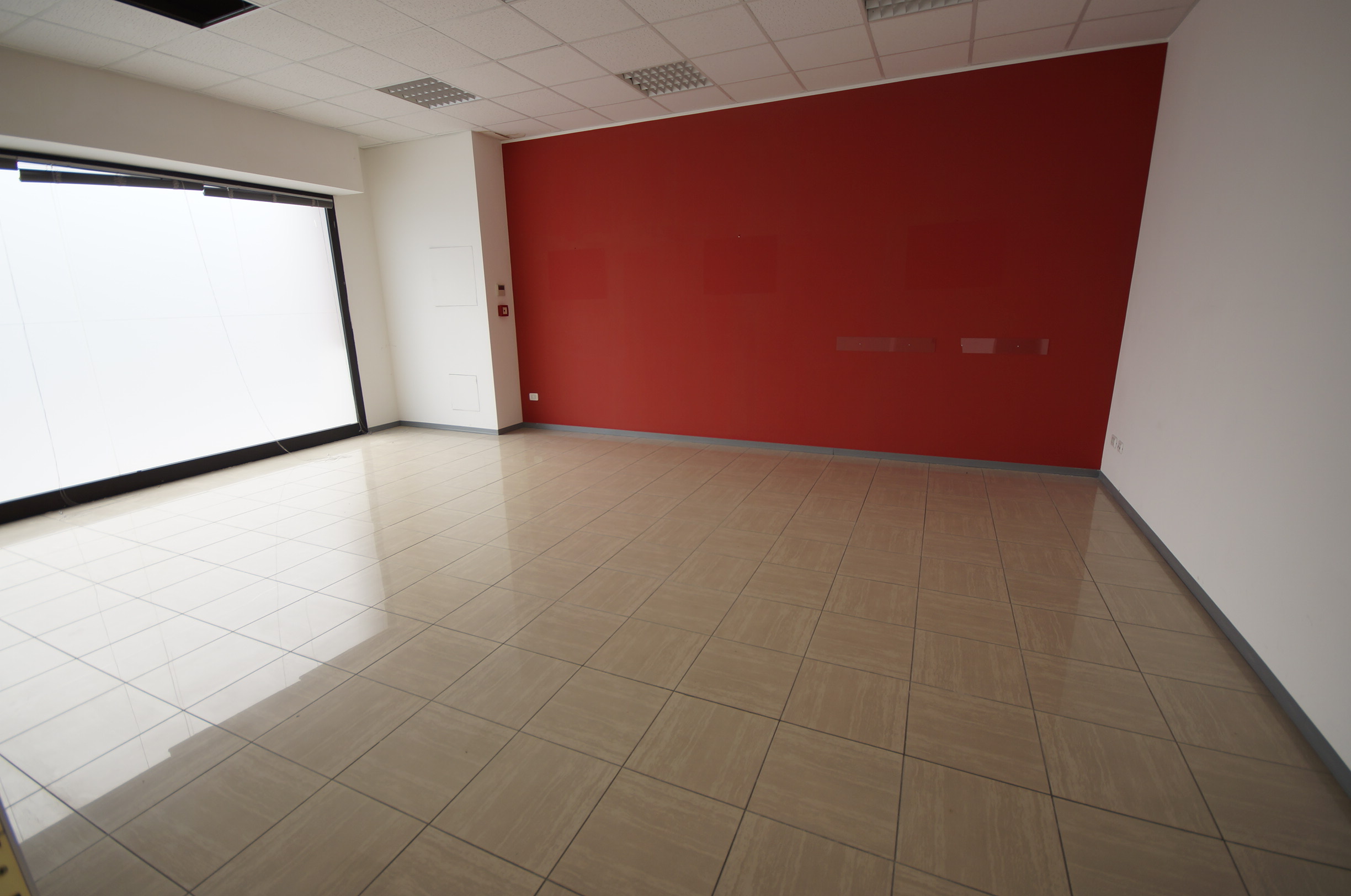 Locale Commerciale in vendita a San Benedetto del Tronto, Porto D'ascoli residenziale