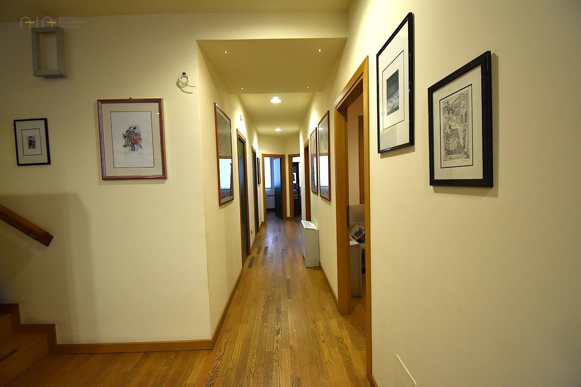 Ufficio / Studio Professionale in vendita a San Benedetto del Tronto, Porto D'ascoli residenziale