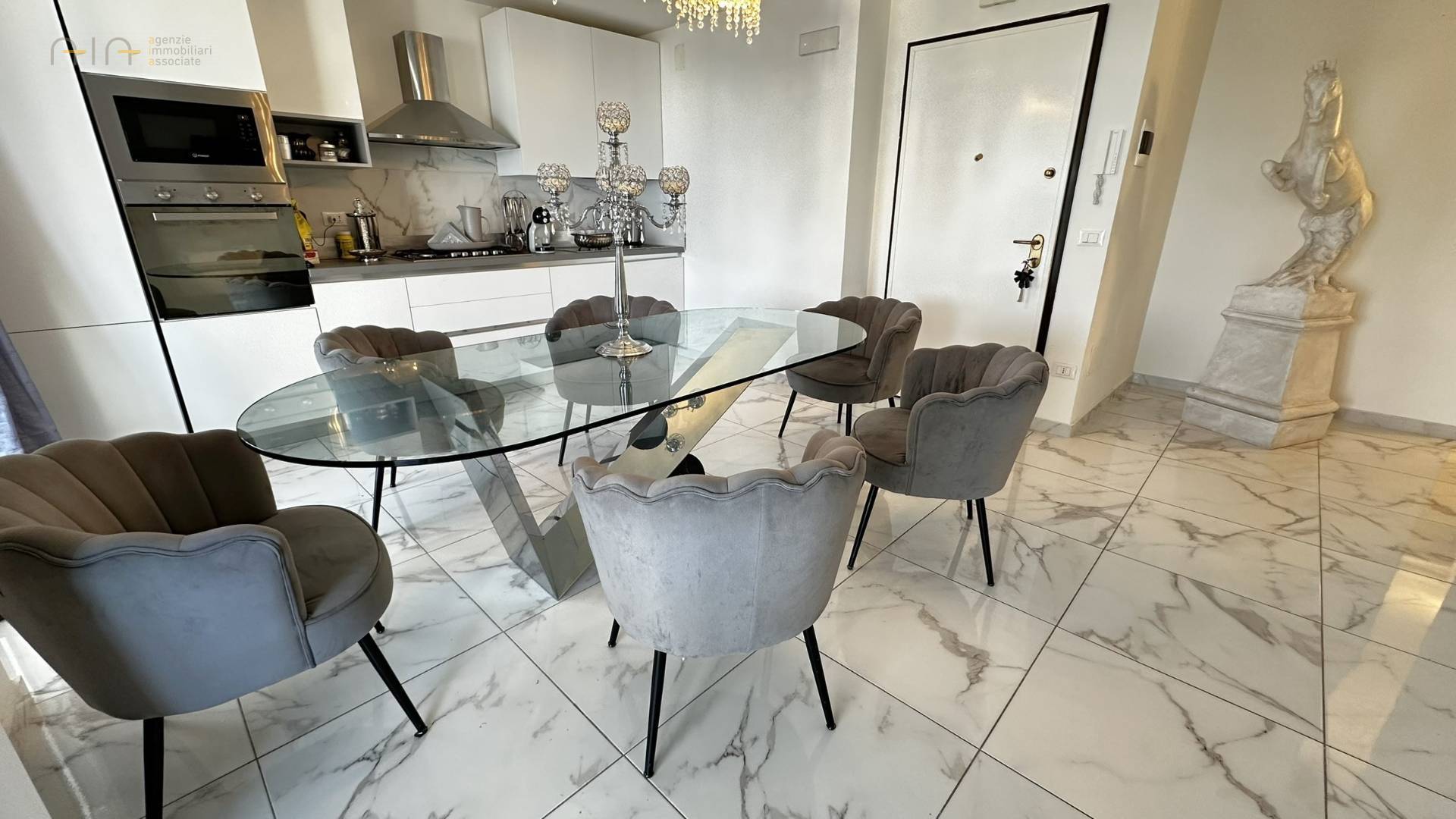 Appartamento in vendita a San Benedetto del Tronto, Porto D'ascoli lungomare