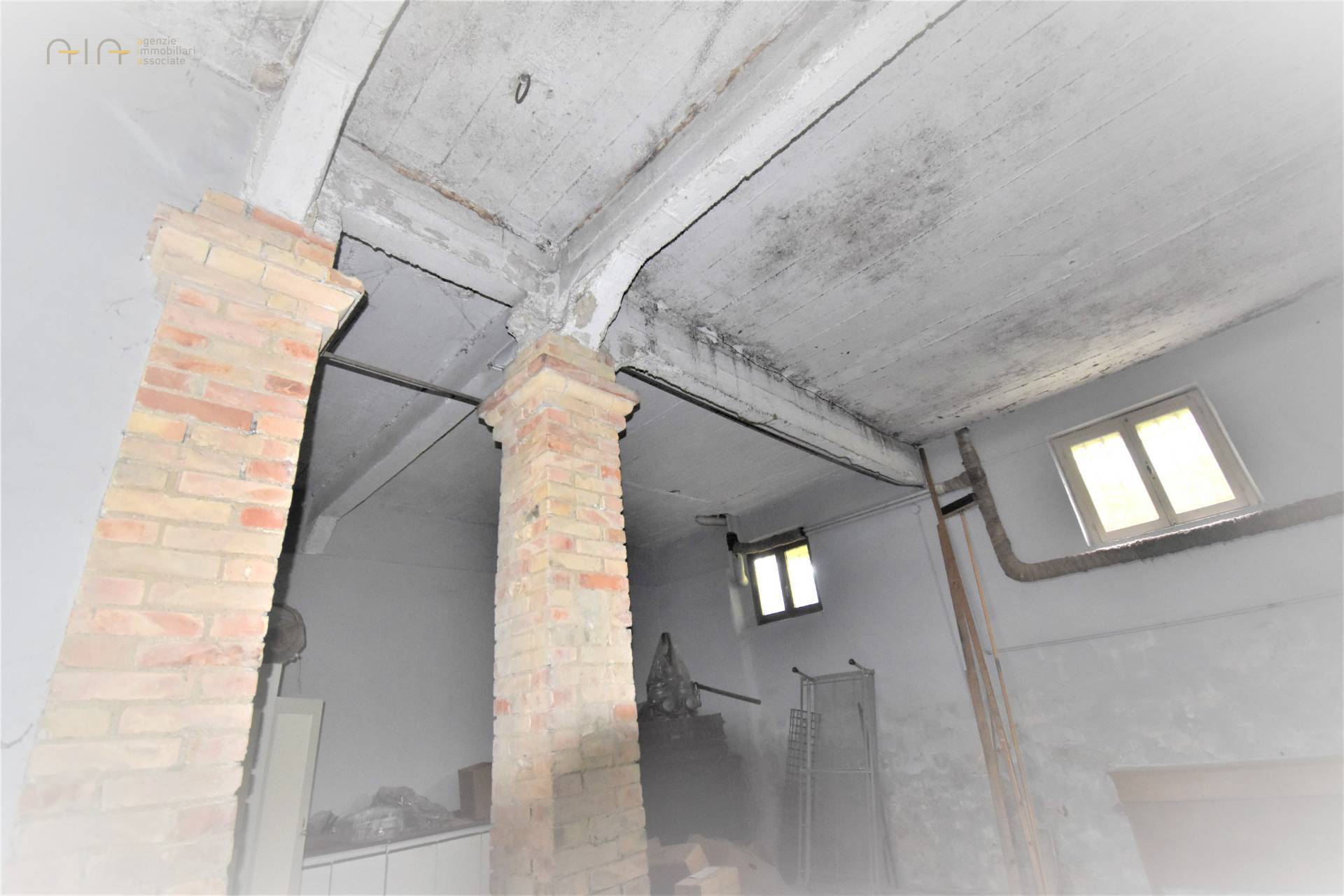 Casa cielo - terra in vendita a Acquaviva Picena, Residenziale verso mare