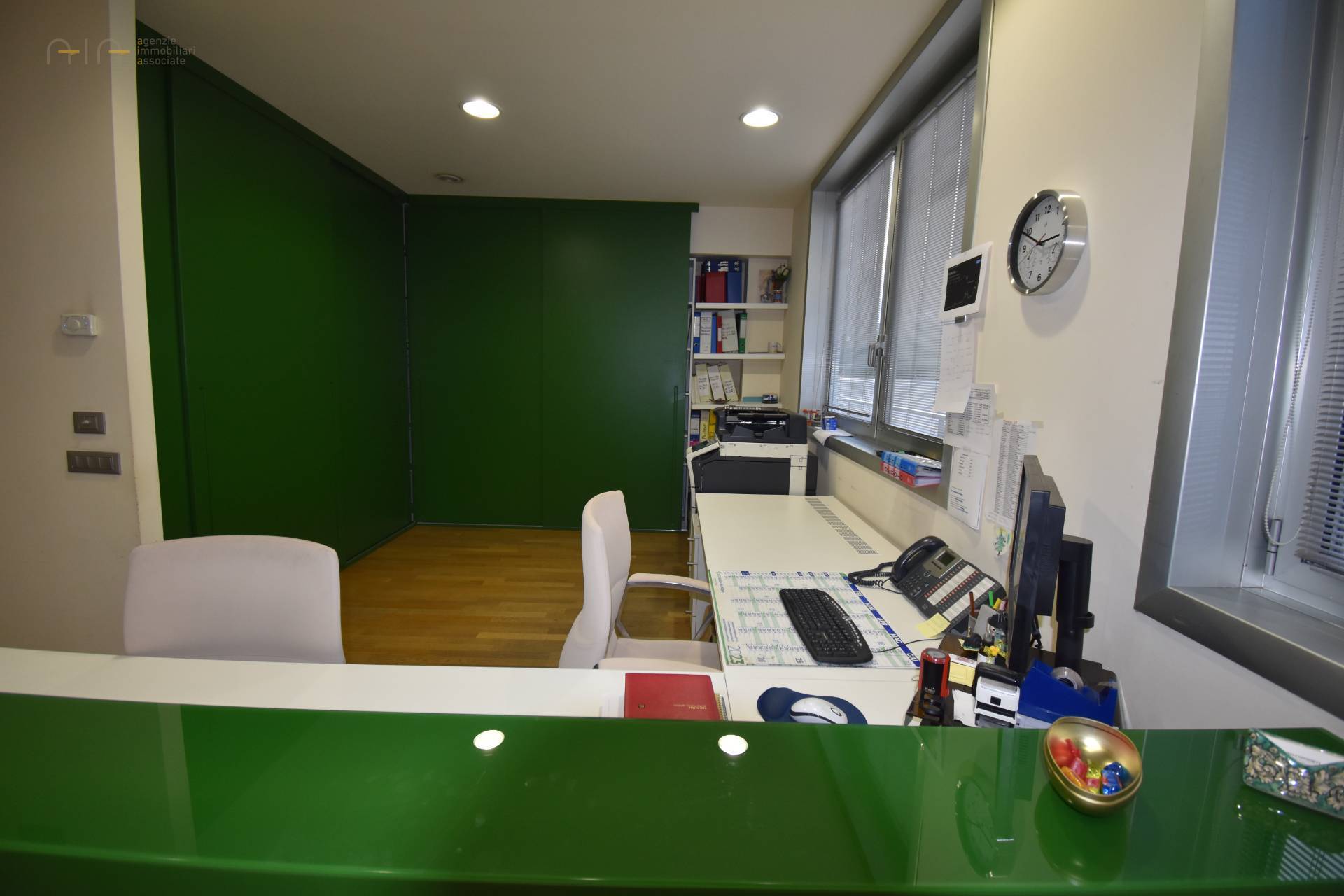 Ufficio / Studio Professionale in vendita a San Benedetto del Tronto, Porto D'ascoli residenziale