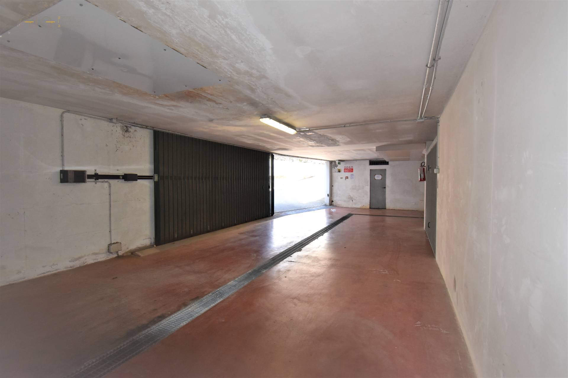 Garage / Autorimessa / Box in vendita a San Benedetto del Tronto, Porto D'ascoli lungomare