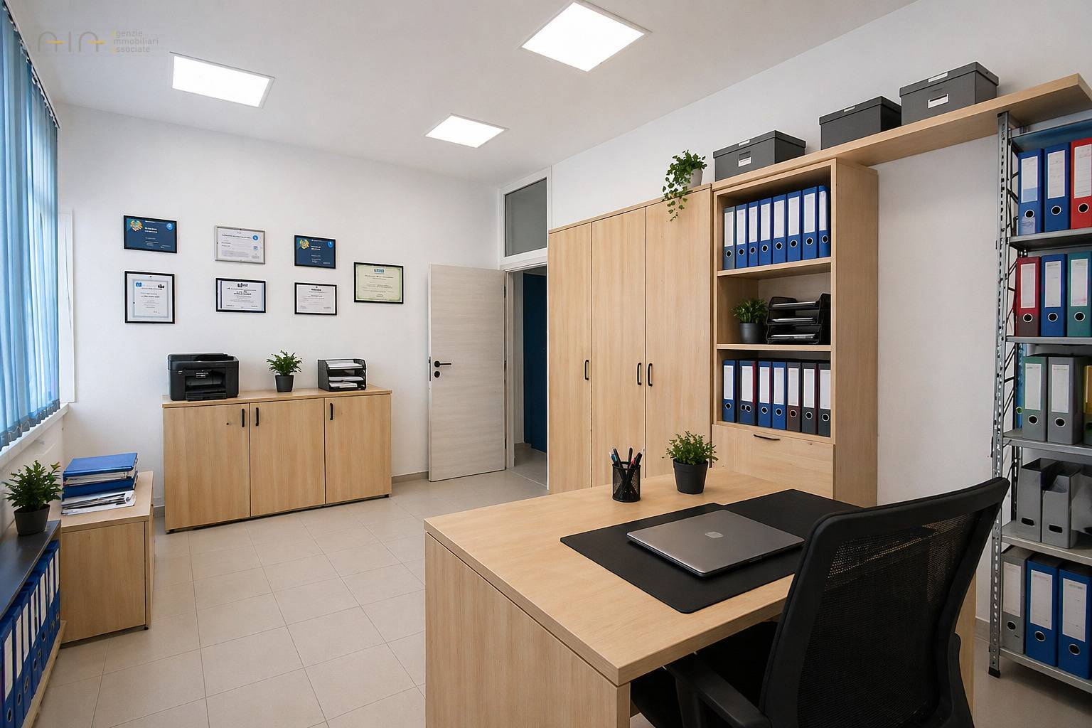 Locale Commerciale in vendita a San Benedetto del Tronto, Porto D'ascoli residenziale