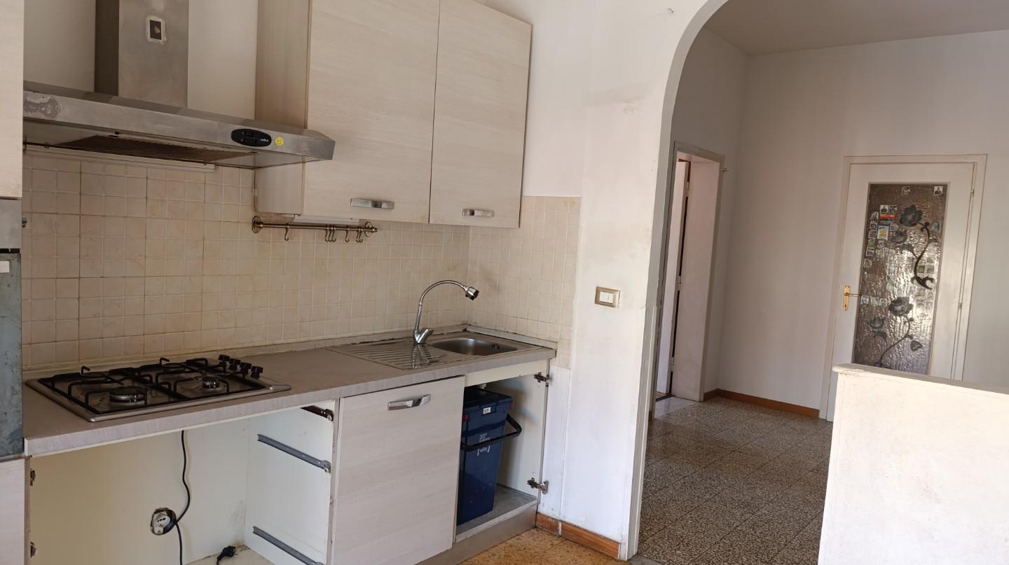 Quadrilocale da ristrutturare, Pisa don bosco - battelli