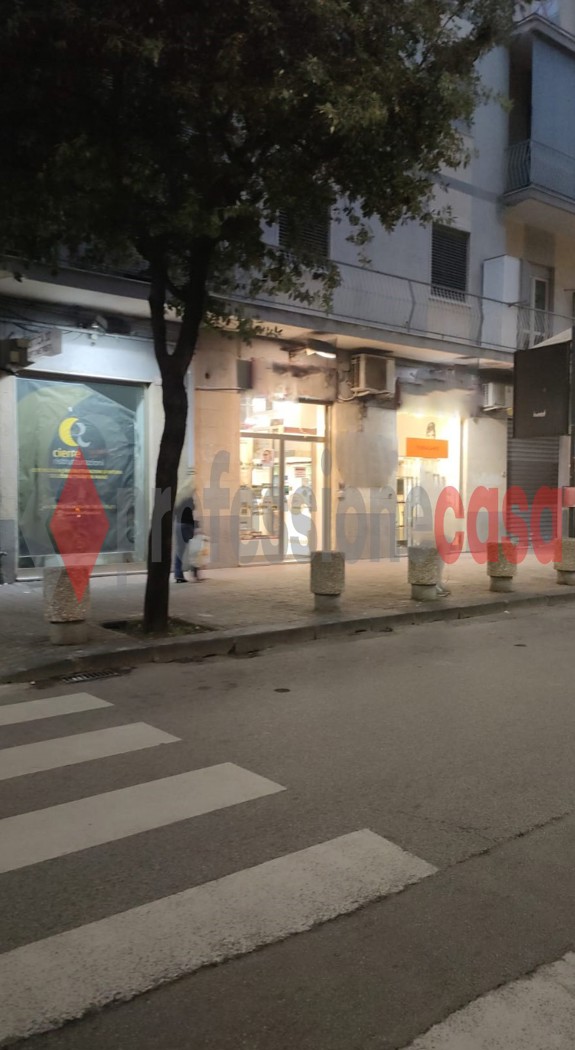 Negozio in affitto a Salerno