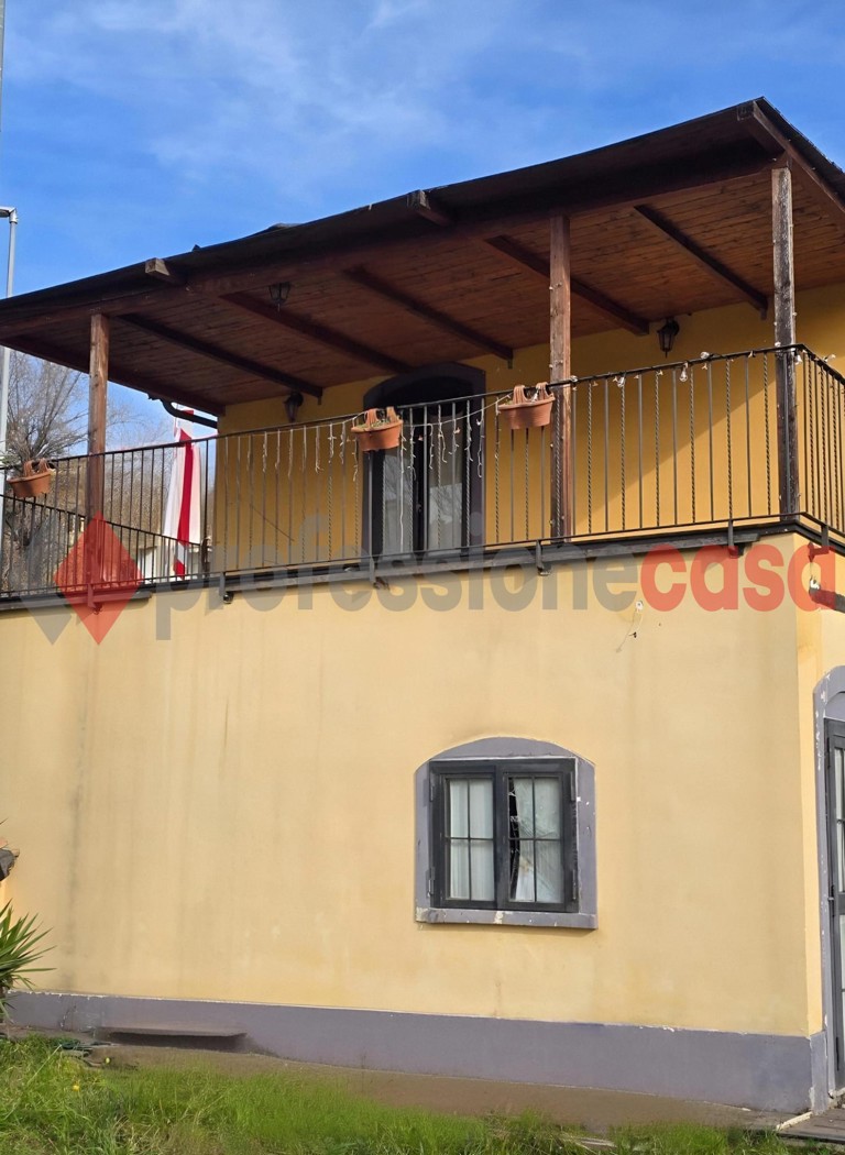 Casa indipendente in vendita a Salerno