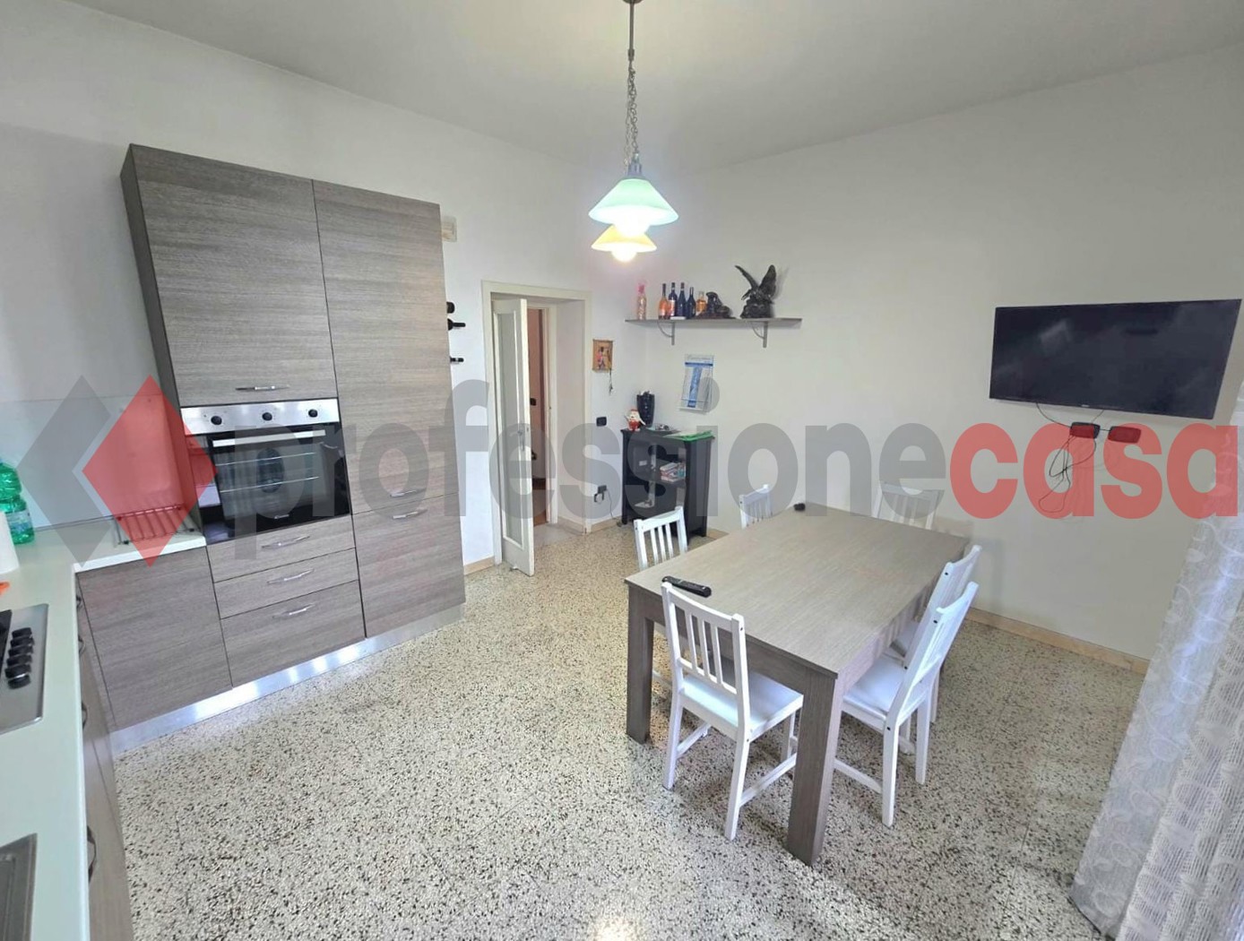 Quadrilocale in vendita a Salerno