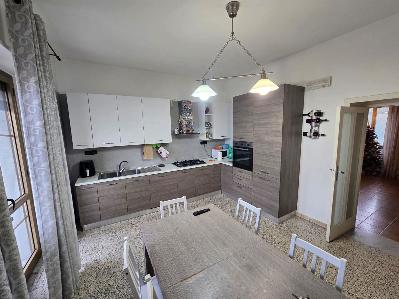 Quadrilocale in vendita a Salerno