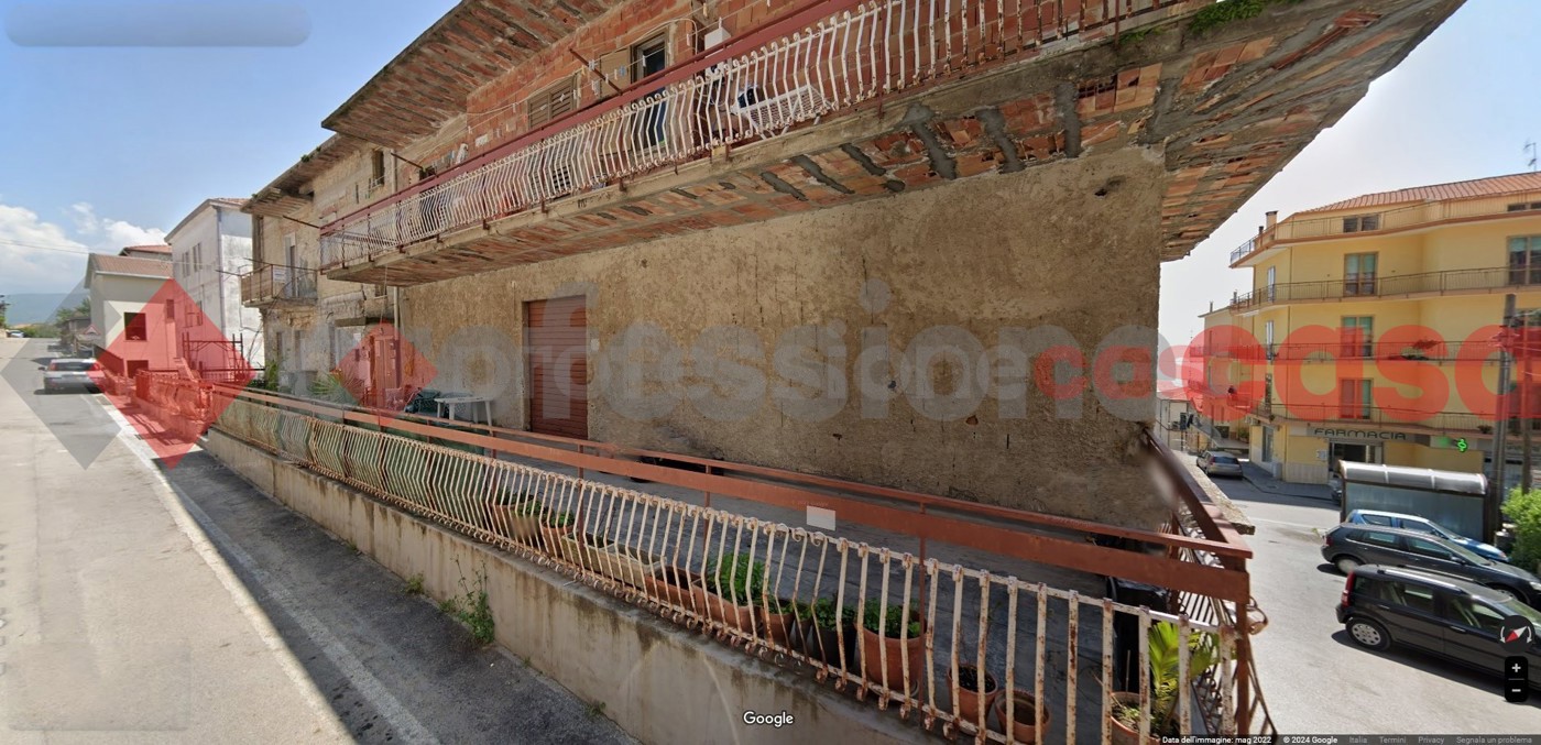 Negozio in vendita a Montecorvino Pugliano