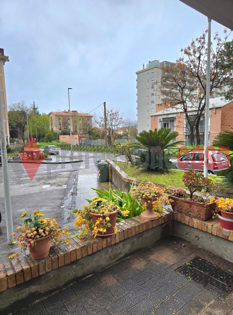 Quadrilocale in vendita a Salerno