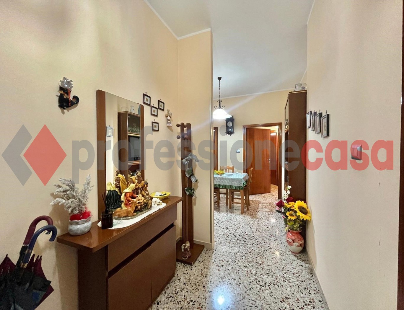 Quadrilocale in vendita a Salerno