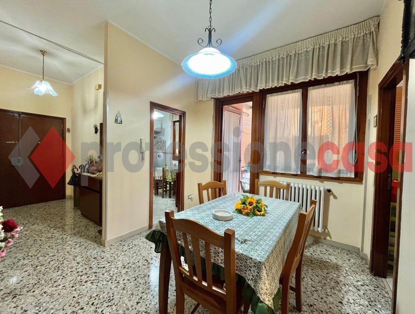 Quadrilocale in vendita a Salerno