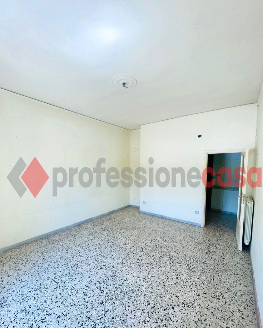 Quadrilocale da ristrutturare a Salerno