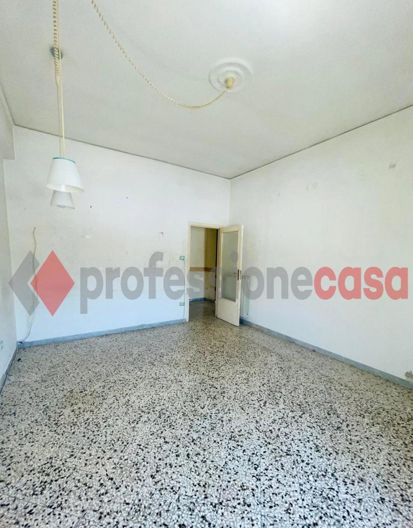 Quadrilocale da ristrutturare a Salerno