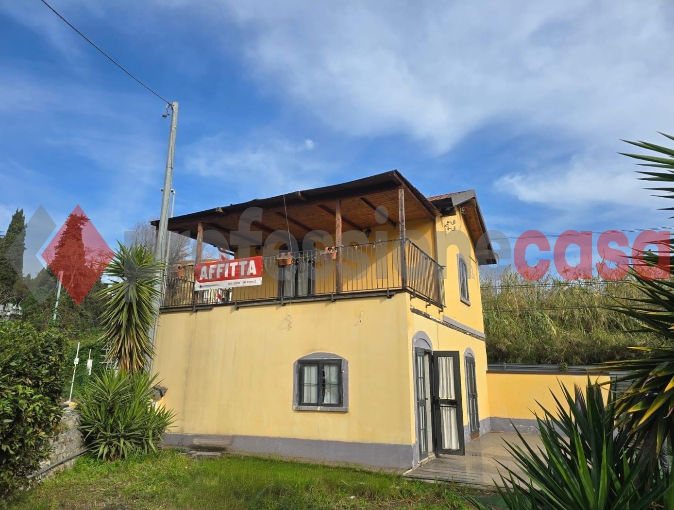Casa indipendente in affitto a Salerno