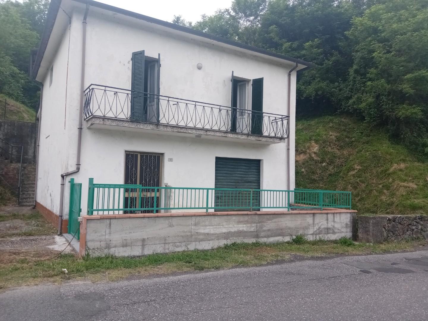 Villa con giardino a Licciana Nardi