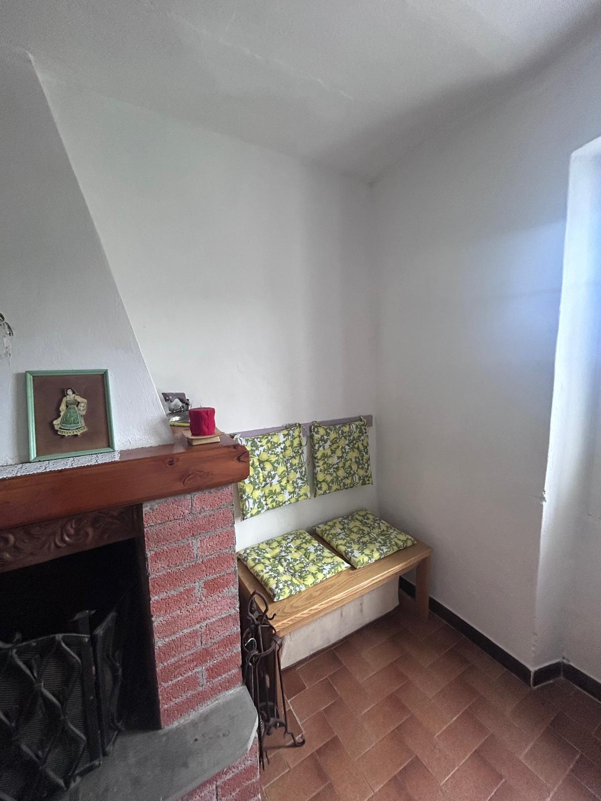 Trilocale in vendita, Casola in Lunigiana luscignano