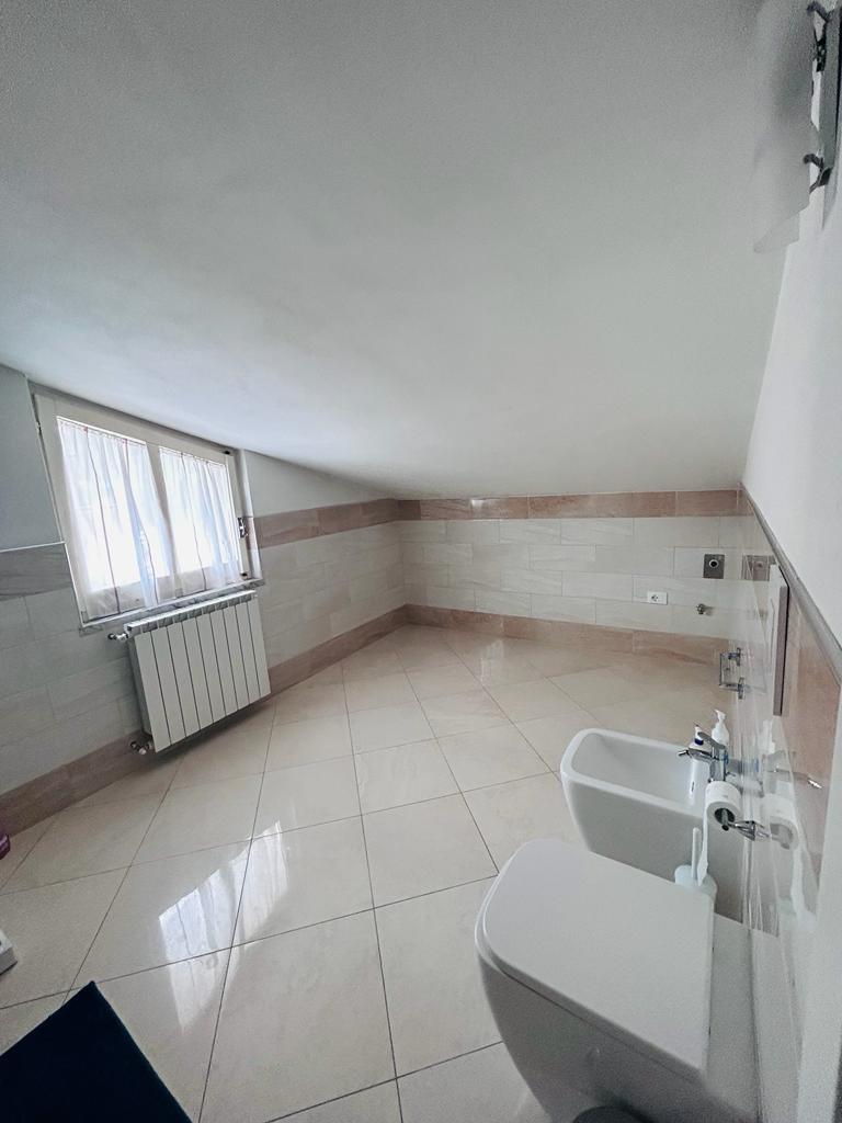 Quadrilocale arredato in affitto a Aulla