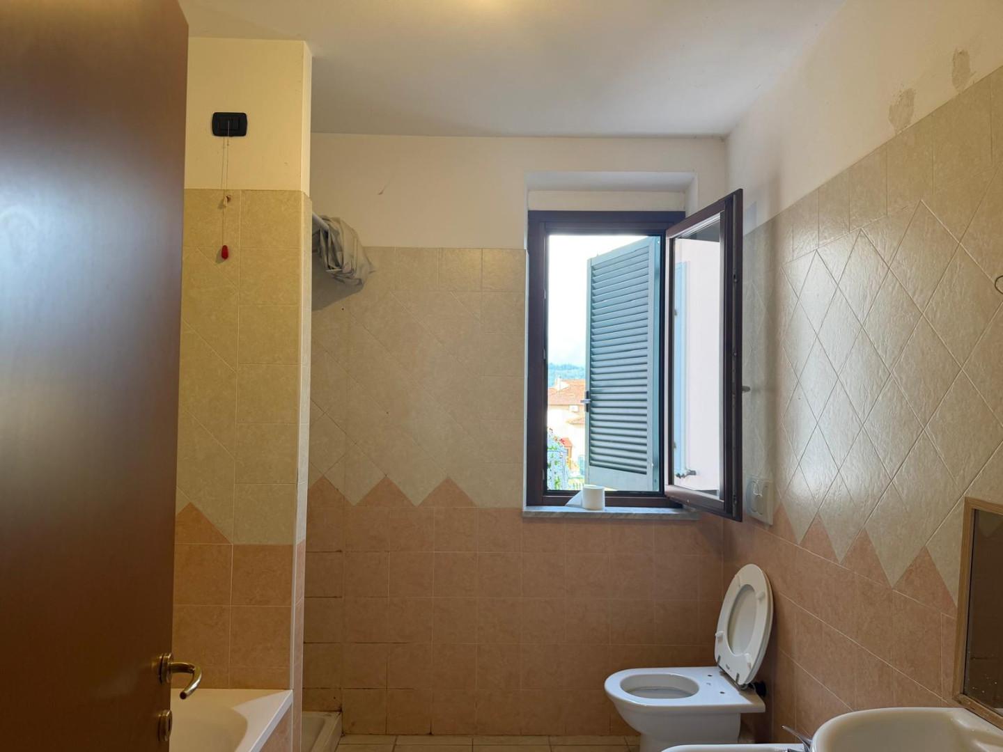 Quadrilocale arredato in affitto, Tresana barbarasco