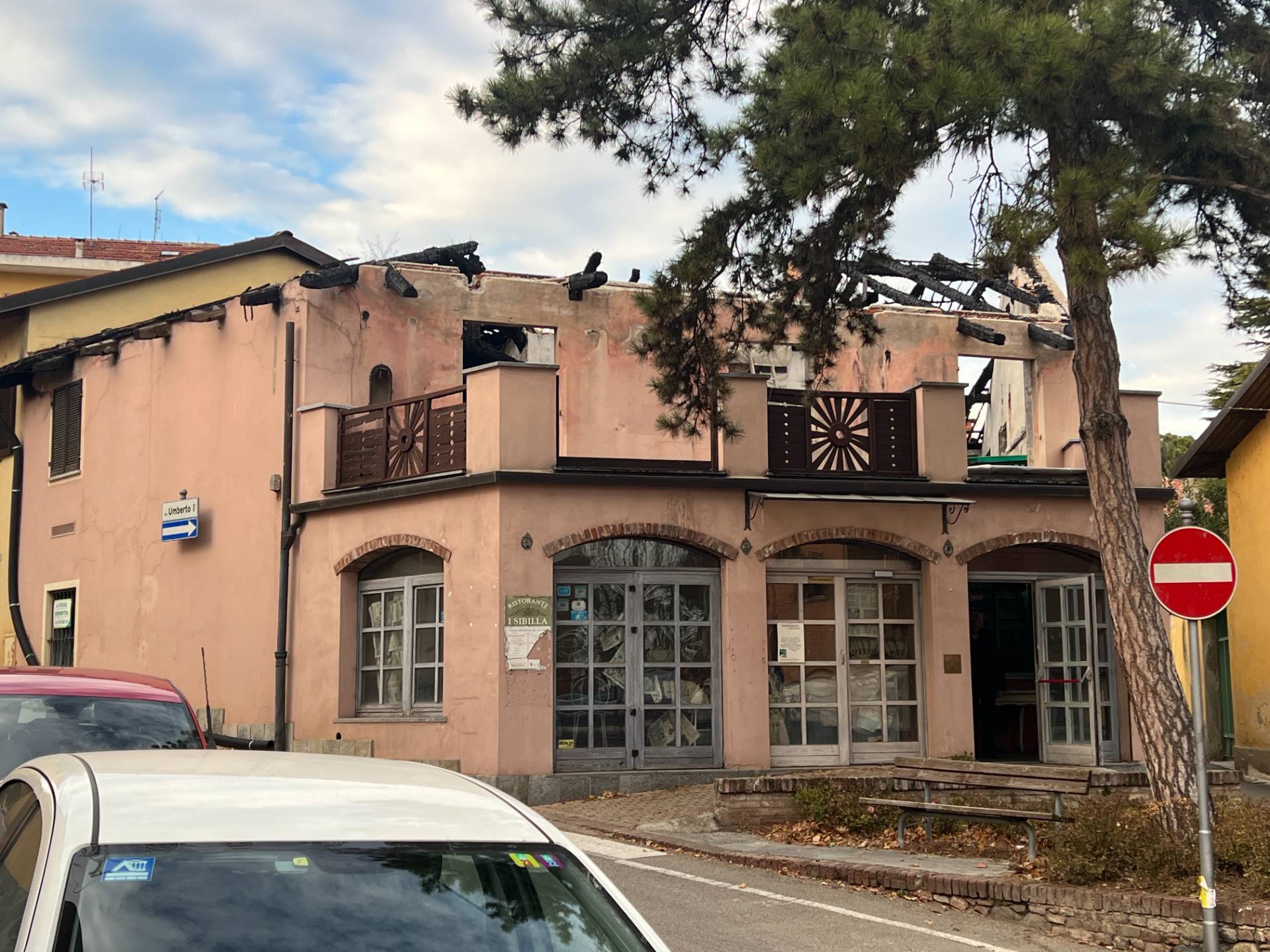 Stabile/Palazzo con terrazzo a Pecetto Torinese