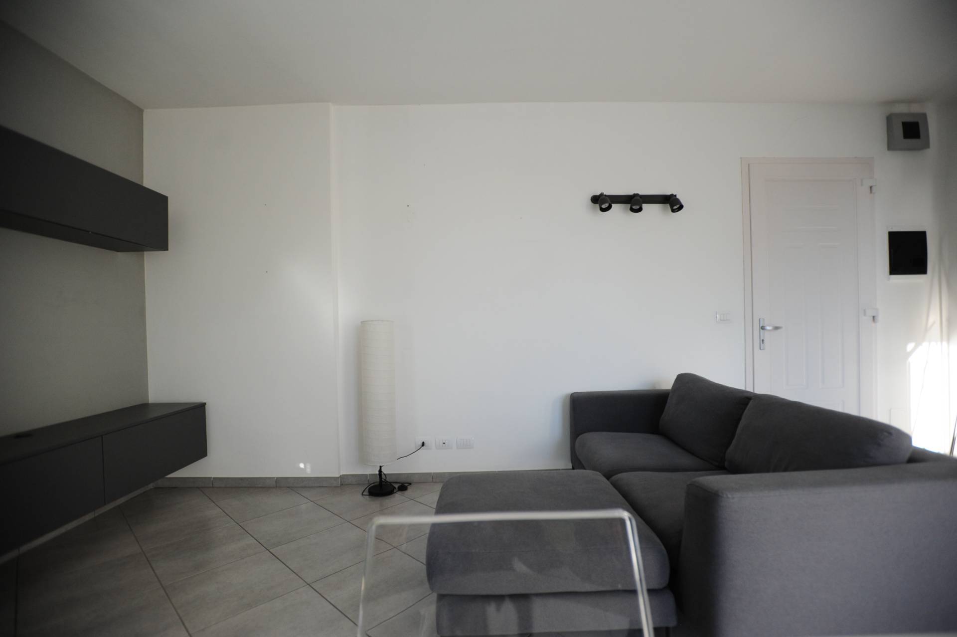 Appartamento in vendita a Orbassano, V.ze Coop