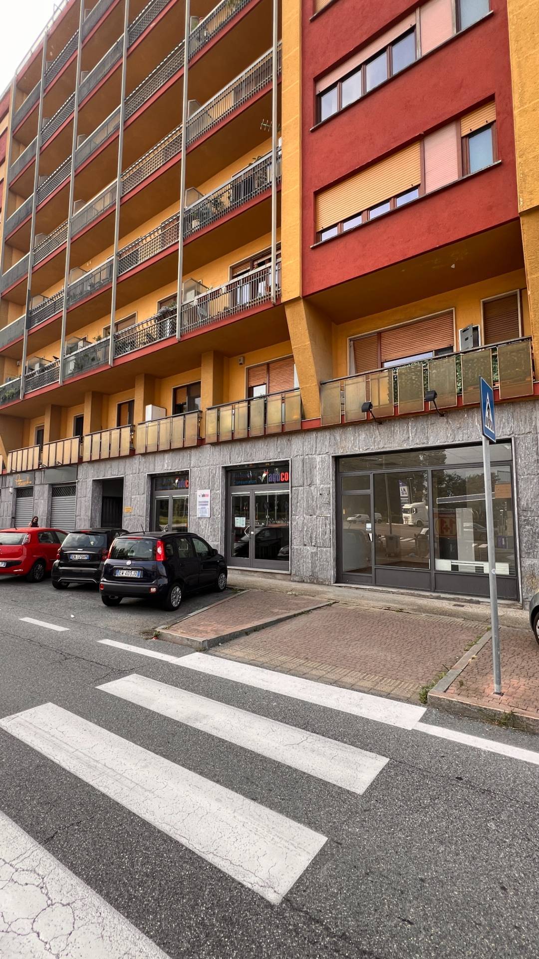 Attivit Commerciale - Negozio in vendita a Moncalieri