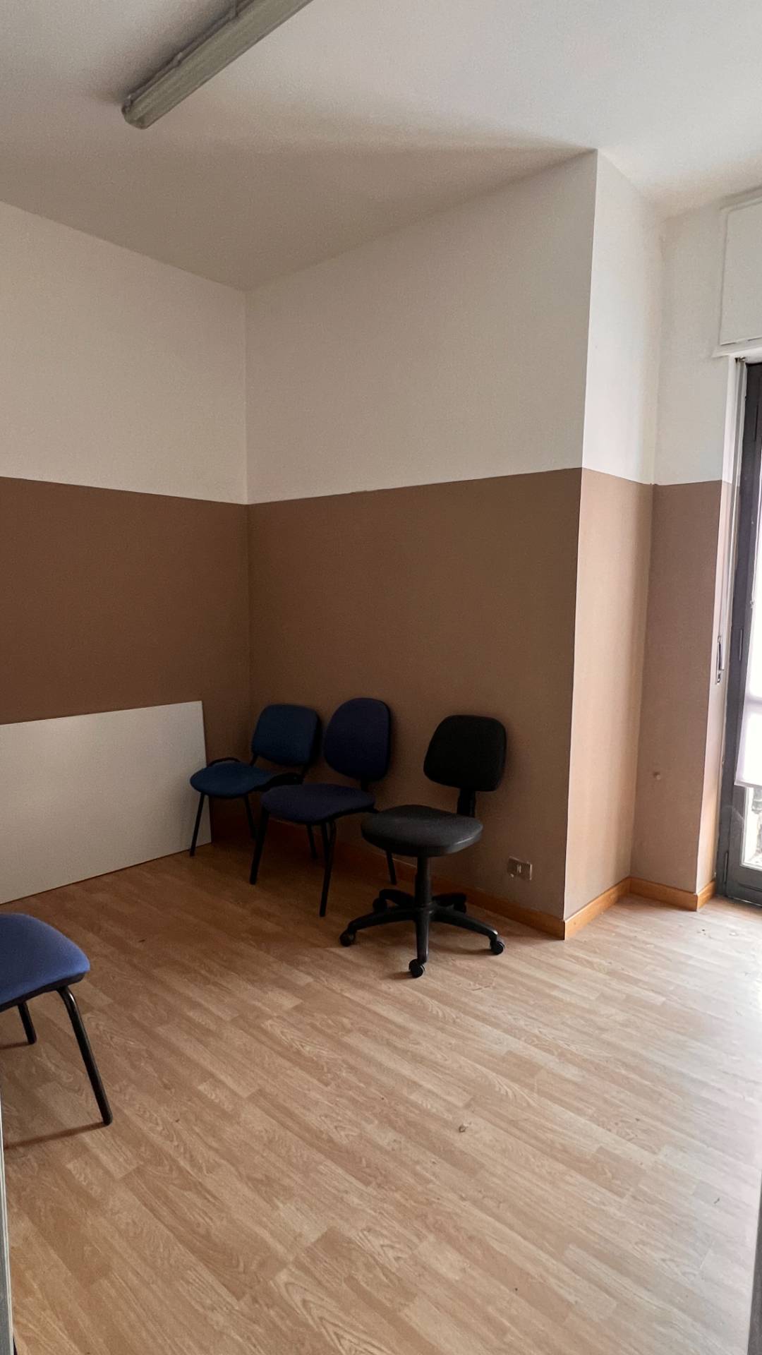Attivit Commerciale - Negozio in vendita a Moncalieri