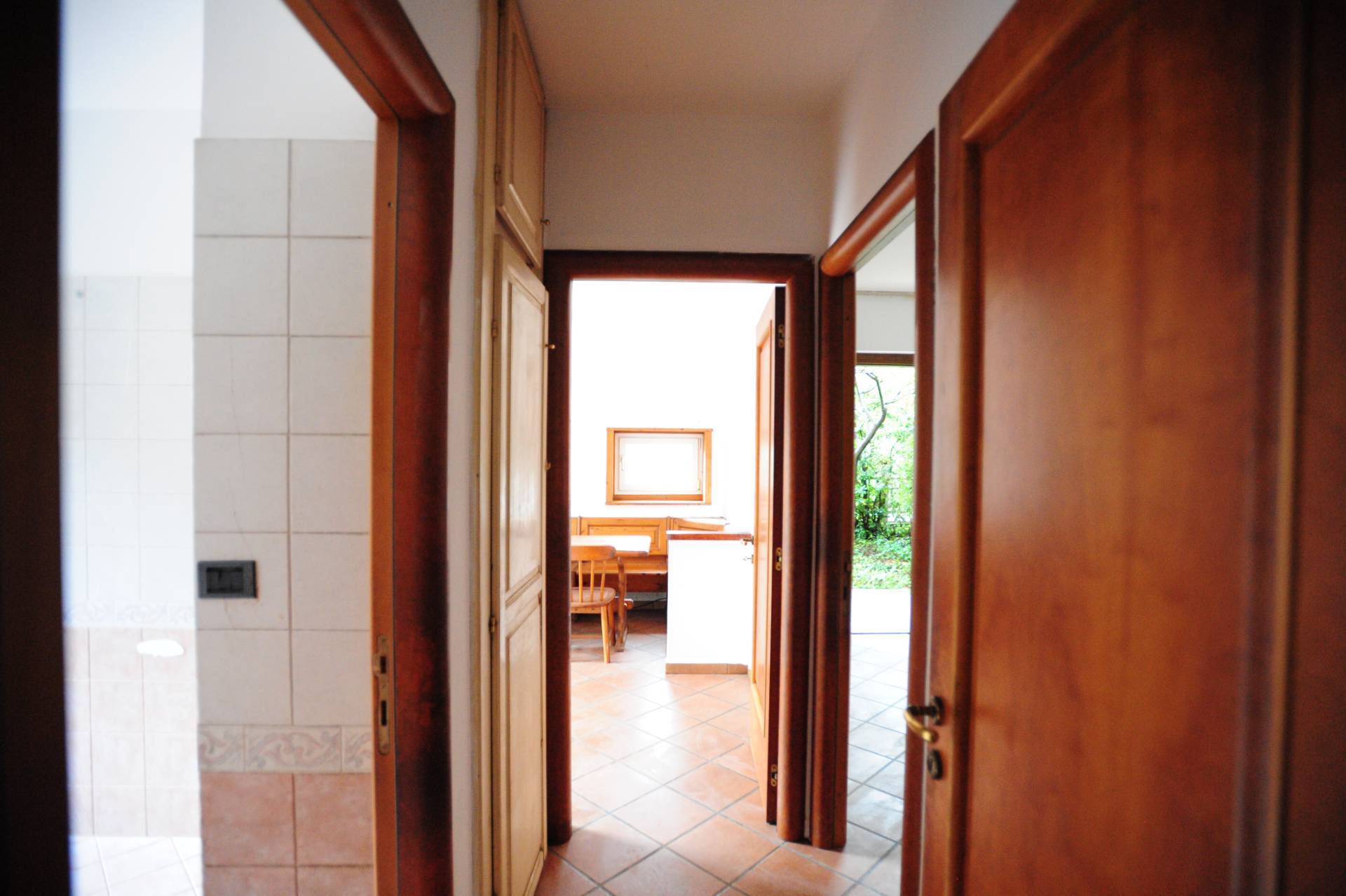 Villa Unifamiliare in vendita a Rivalta di Torino, Villaggio Sangone