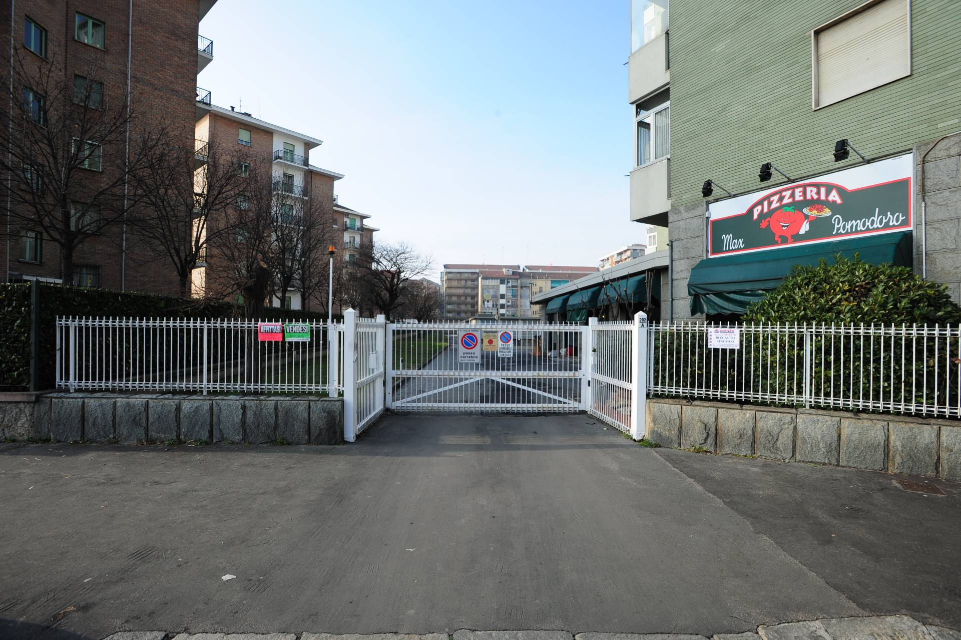 Box o garage in affitto a Torino, Mirafiori nord