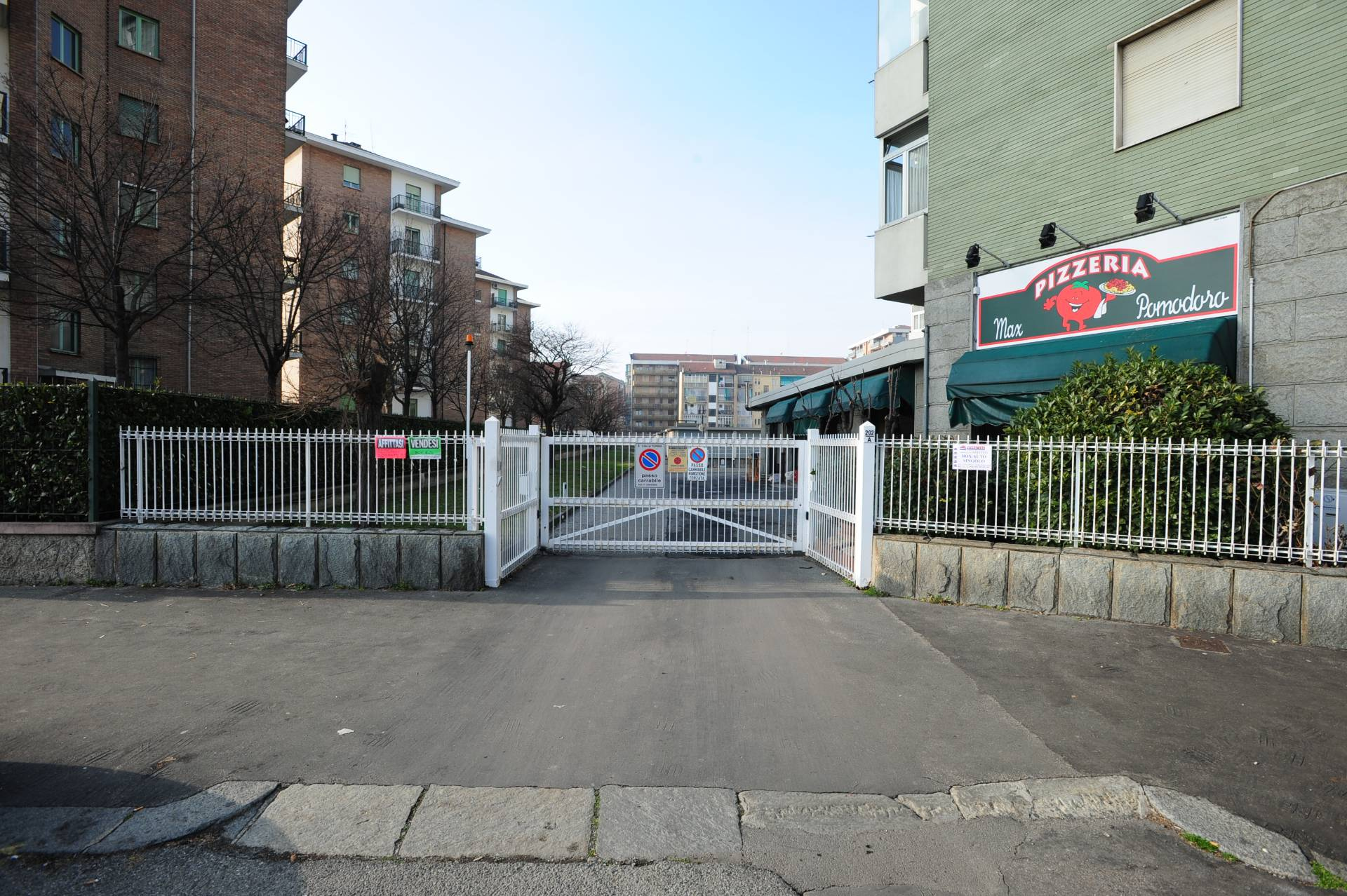 Box o garage in affitto a Torino, Mirafiori nord
