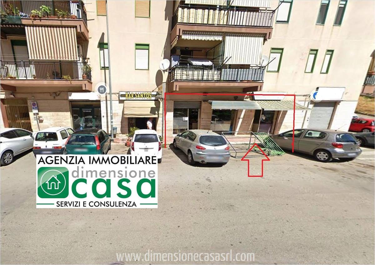 Locale commerciale in vendita a Caltanissetta