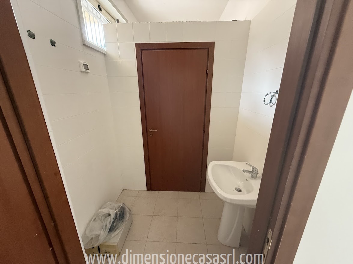 Locale commerciale nuova a San Cataldo