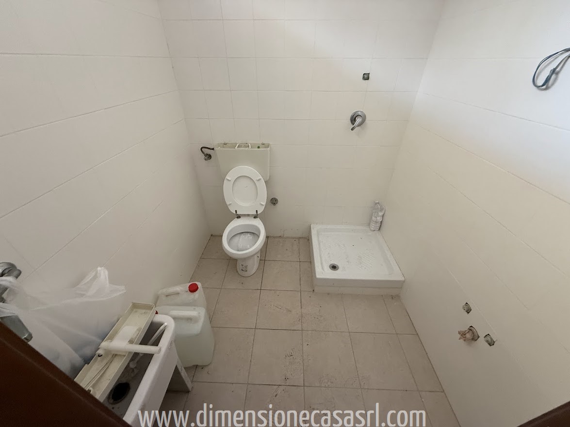 Locale commerciale nuova a San Cataldo