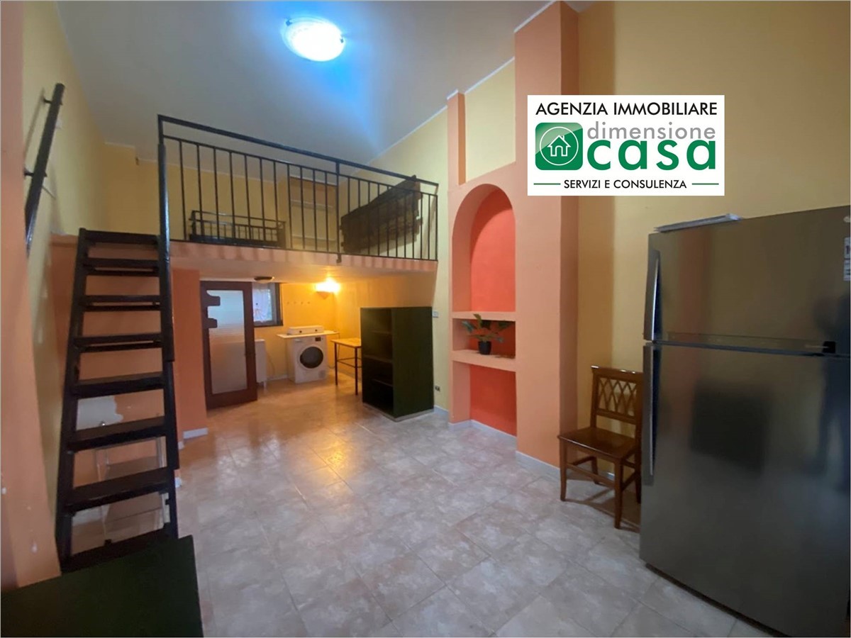 Magazzino in vendita a San Cataldo