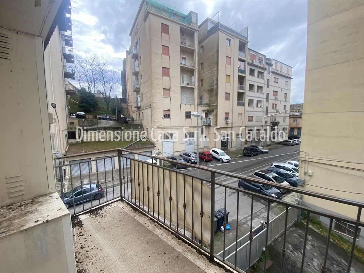 Quadrilocale in vendita a Caltanissetta