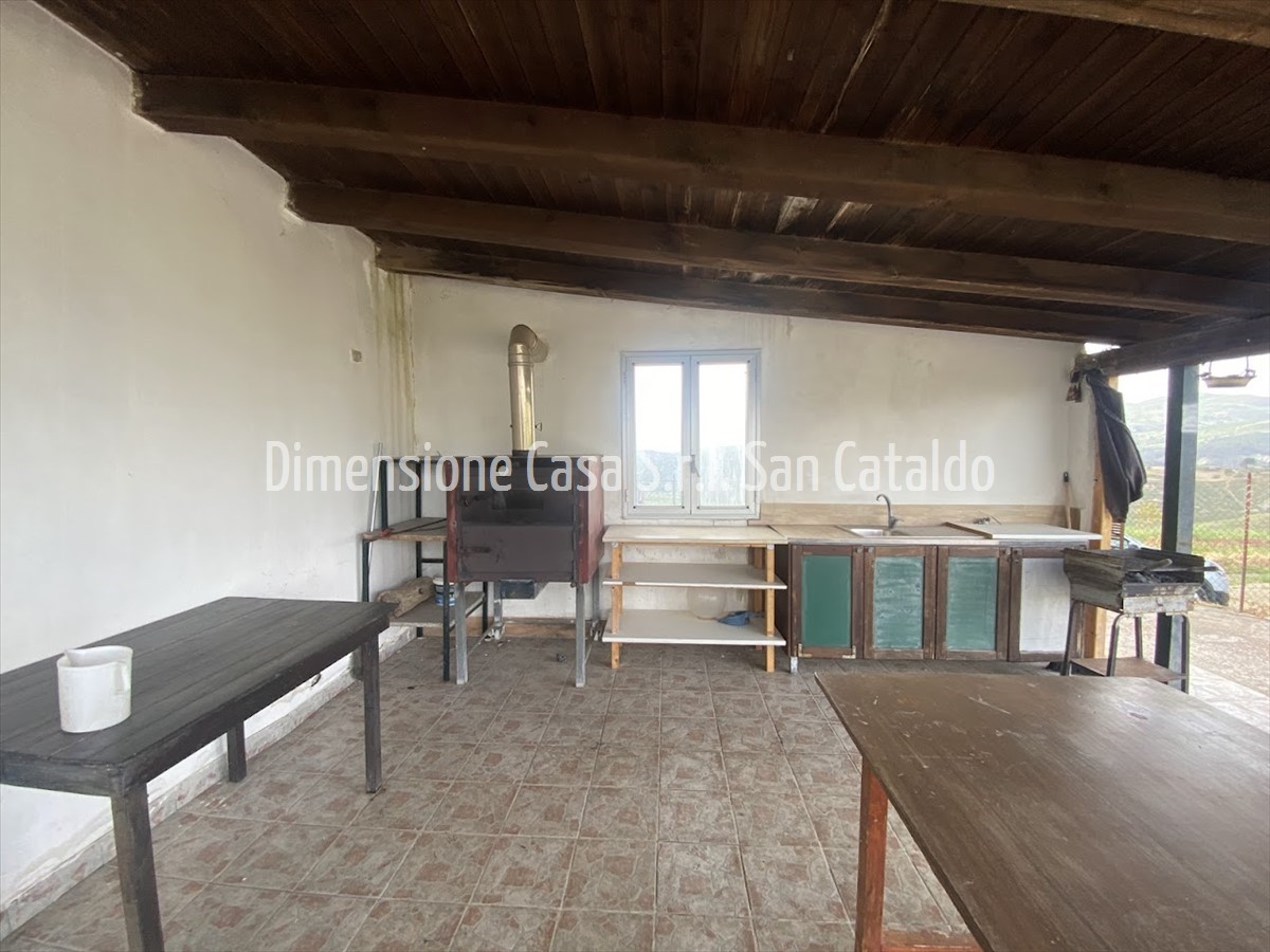 Rustico in vendita a Caltanissetta