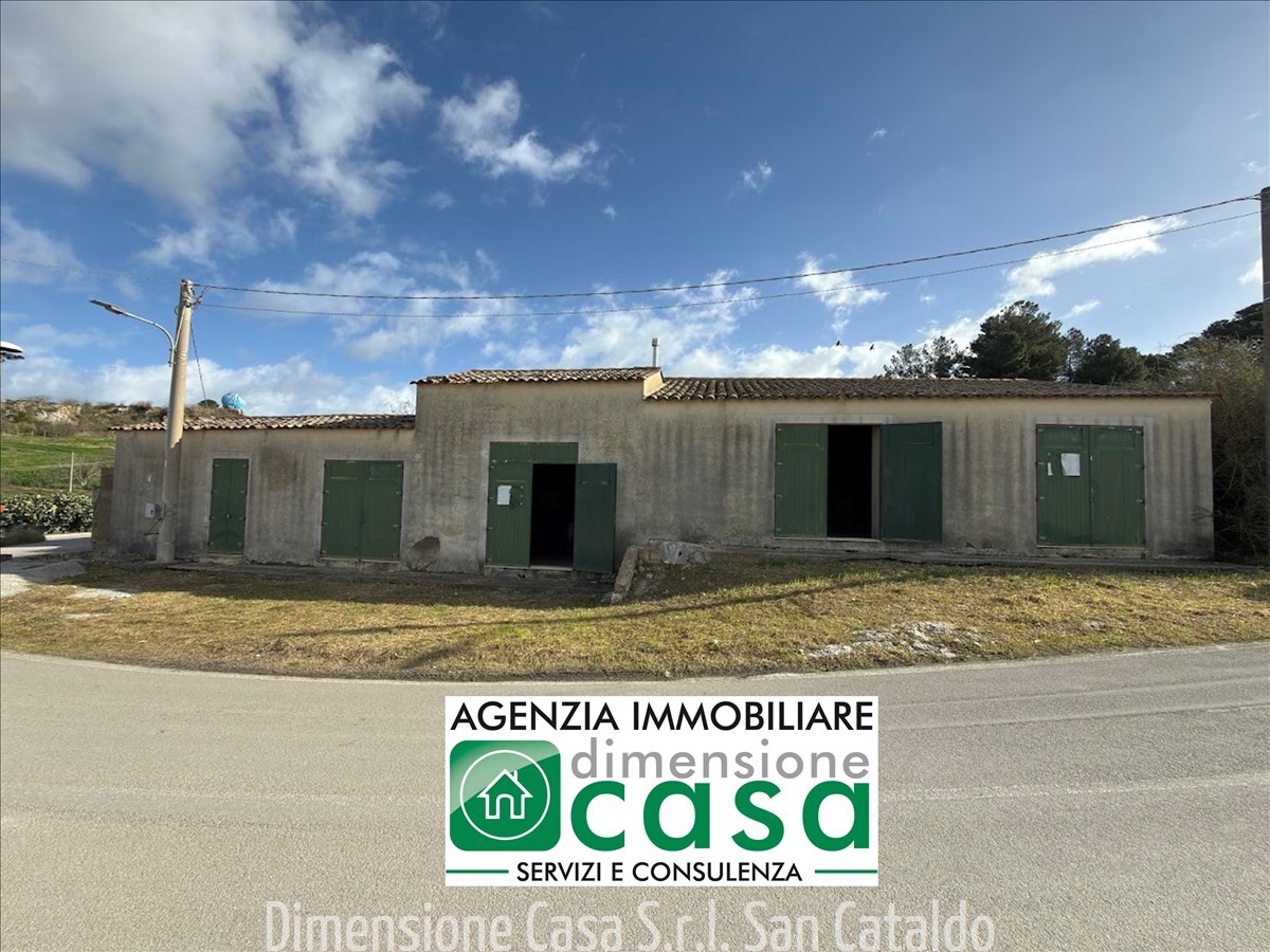 Magazzino in vendita a Serradifalco