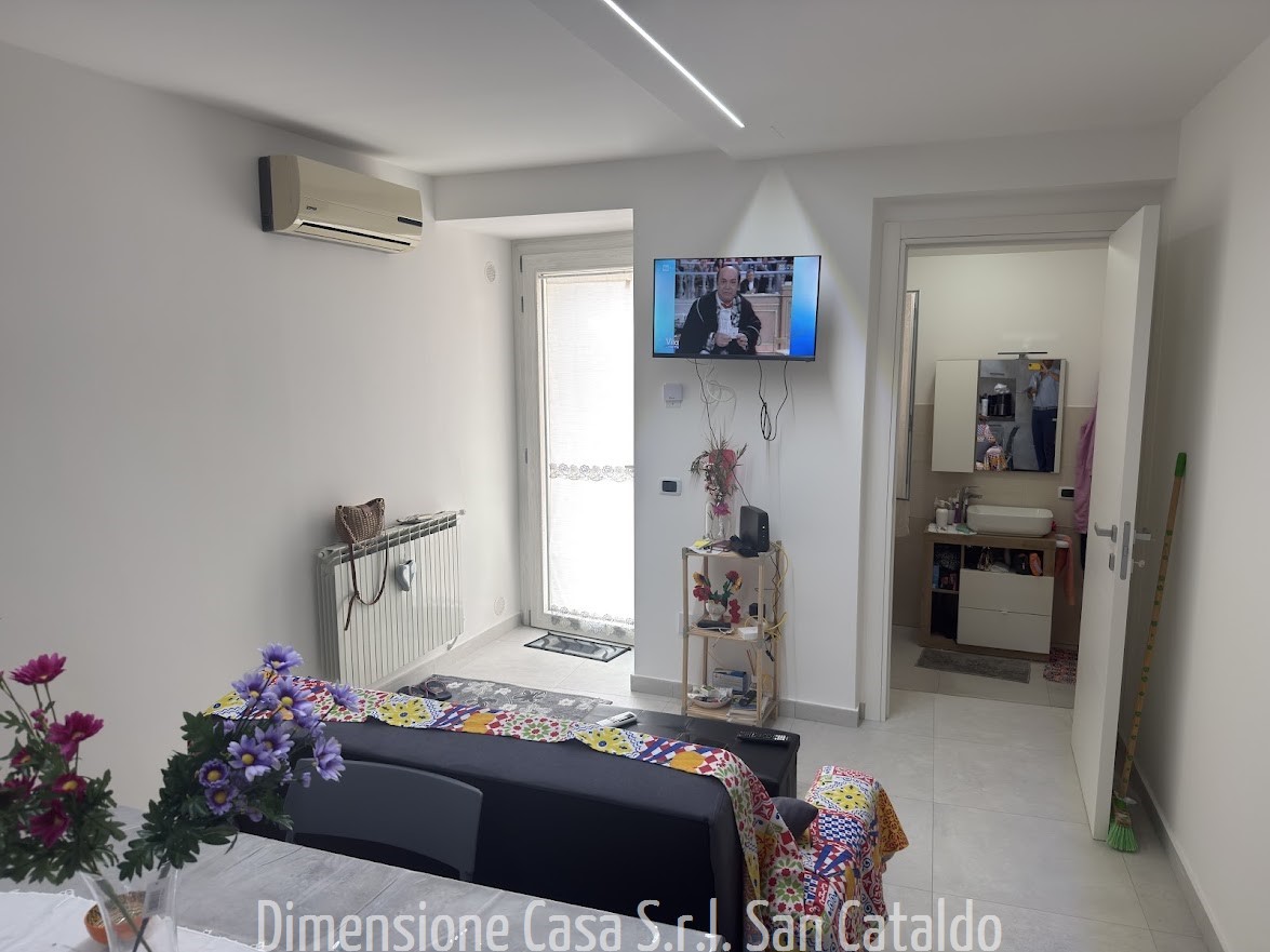 Casa indipendente ristrutturata a San Cataldo