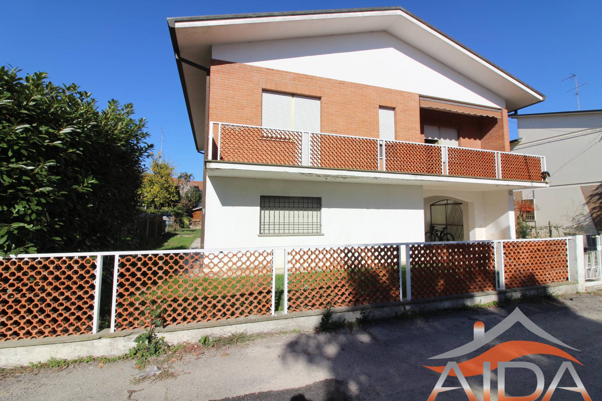 Villa in vendita a Argenta