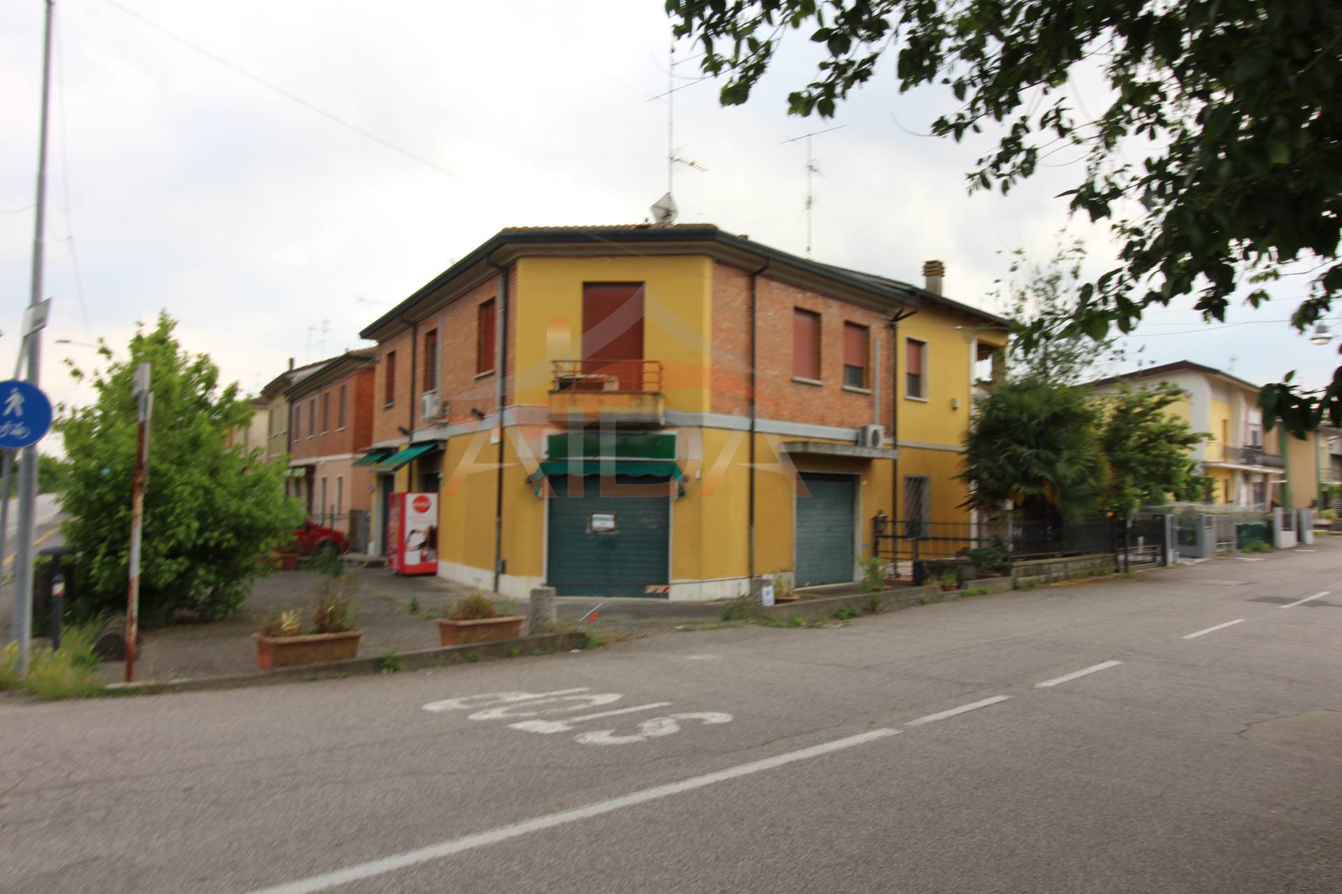 Negozio in vendita a Argenta, Campotto